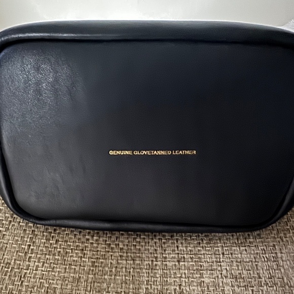 Kisslock 16 - Picture 2 of 2